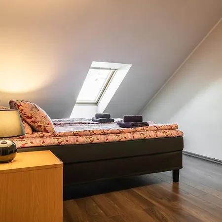 Apartmán R43 *